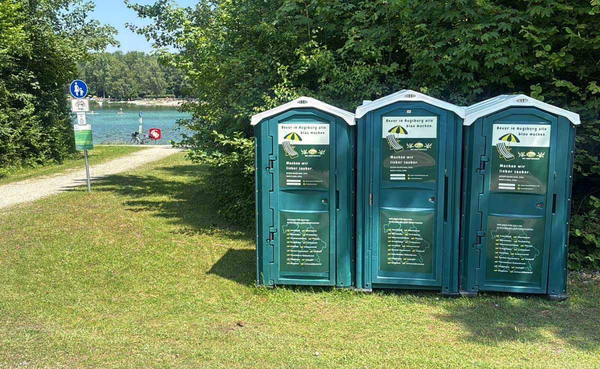 toilettenkabine-mieten-fuer-dauer-einsatz-am-kuhsee-augsburg